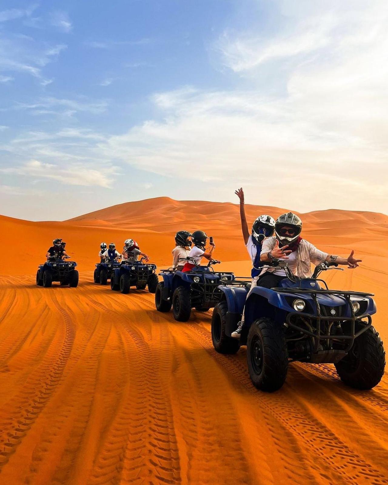 Merzouga Desert Family Camp Экстерьер фото